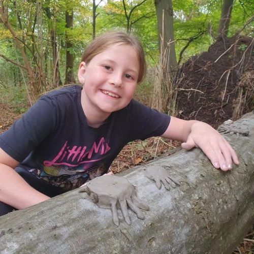 Our Halloween themed day in the woods included making clay spiders, stick webs and using our mapping skills for some ghost hunting.